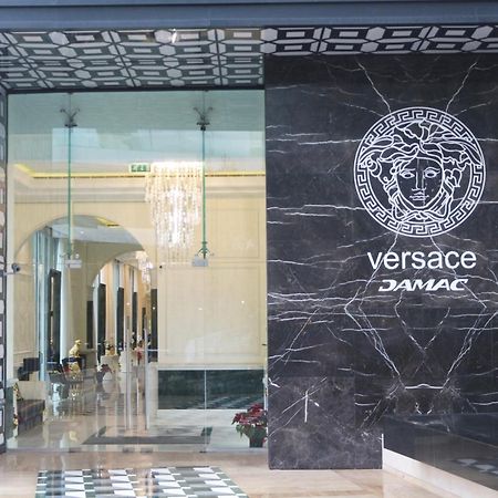 Versace Tower Luxury Suites - Downtown Beirut Exterior photo